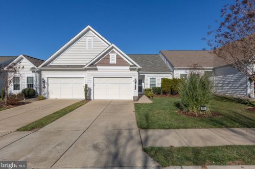 171 Castle Hill Dr, Fredericksburg, VA 22406-5455