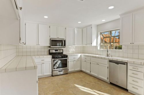 293 Crane Rd, Valley Home CA  95361-8106 exterior