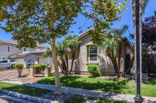 1411 Hunter Creek Dr, Grayson, CA 95363-8845