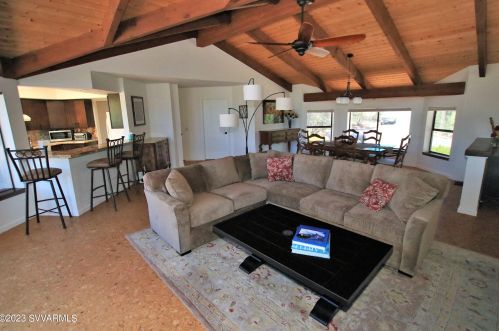 40 Pinon Dr, Sedona AZ 86336-5047 exterior