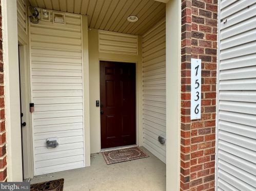 7536 Brunson Cir, Gainesville VA  20155 exterior