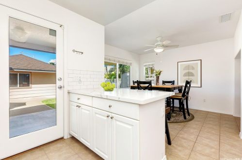 91-6417 Kapolei Pkwy, Ewa Beach HI  96706 exterior