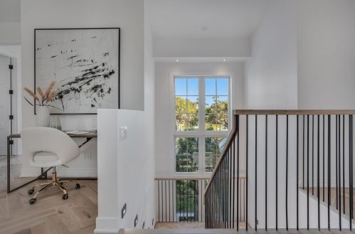 710 Cabrillo Ave, San Diego CA  92118-2030 exterior