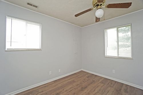 301 Bremen Dr, Saint Martin OH  45118-9479 exterior