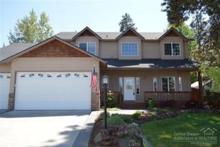 2229 Pilatus Ln, Bend, OR 97702-2498