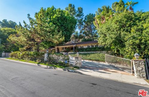 4205 Valley Meadow Rd, Van Nuys, CA 91436-3438