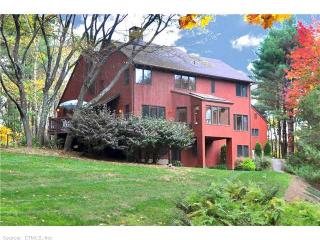12 Tanglewood Dr, Collinsville, CT 06019-2024
