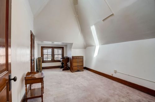 2540 Lk Dr, Milwaukee WI 53211-3808 exterior