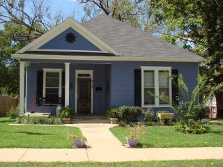 312 College St, Paris, TN 38242-3450
