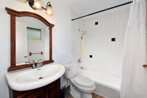 805 Jack London Dr, Santa Rosa CA  95409-3512 exterior