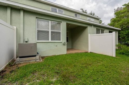 554 Black Lion Dr, Saint Petersburg FL  33716-3472 exterior