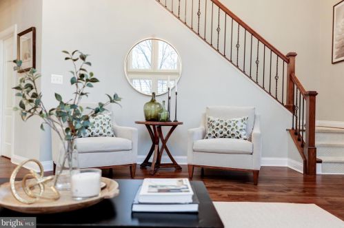 18506 Pelicans Nest Way, Leesburg VA  20176-3963 exterior