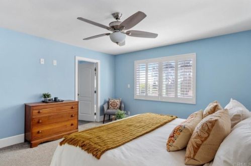 957 Montview Dr, Escondido CA  92025-5927 exterior