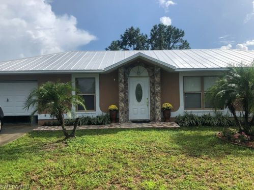3311 4th St, Lehigh Acres, FL 33976-2422