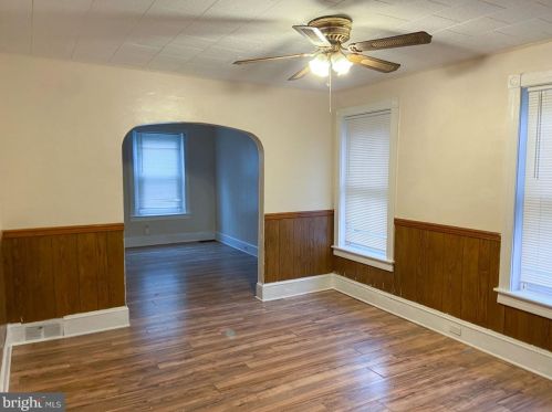 376 Cherry St, Pottstown PA  19464-5943 exterior