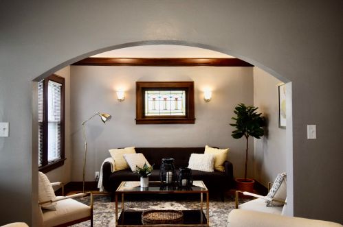 6330 Richmond Ave, Milwaukee, WI 53210-2146