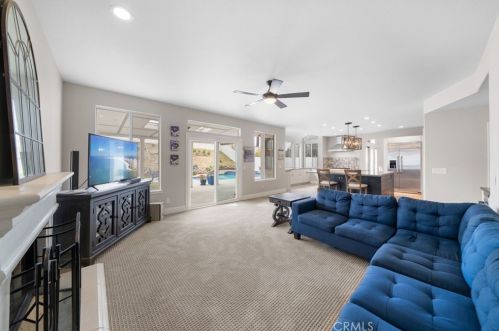 31695 Corte Rosario, Temecula CA  92592-6479 exterior