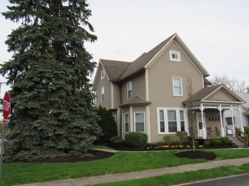 411 Spg St, Wilmington OH  45177-1664 exterior