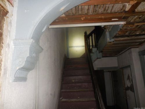 52 Liberty St, Newburgh NY  12550-4911 exterior