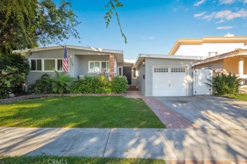 3503 Senasac Ave, Long Beach, CA 90808-2847