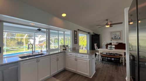 1911 Gaskins Cir, Fort Pierce FL  34952-6640 exterior
