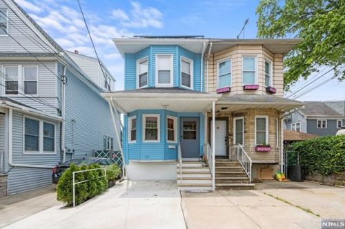 46 40th St, Bayonne NJ  07002-4809 exterior