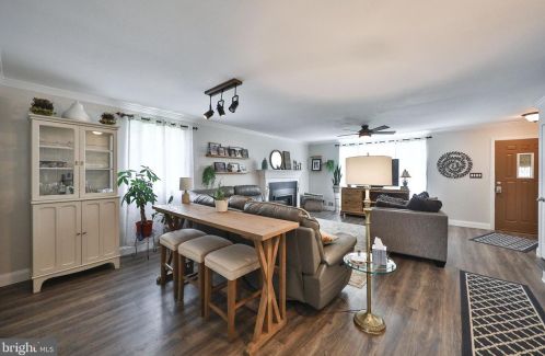 605 Mansfield Rd, Willow Grove, PA 19090-1307