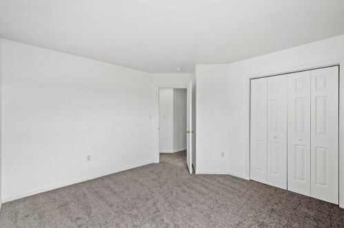 5212 Forest View Dr, Mc Donald PA  15057-3524 exterior