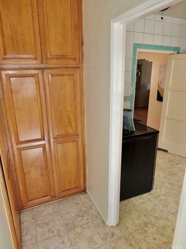 2610 Kansas Ave, South Gate CA 90280-4021 exterior