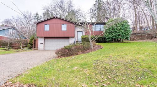 123 Bridle Rd, Glenshaw, PA 15116-1432