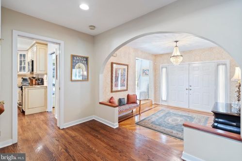 288 Huntsman Ln, Blue Bell PA  19422-2818 exterior