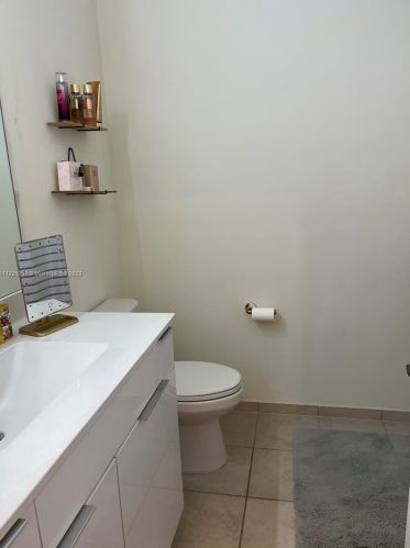 10307 34th Ct, Hialeah FL  33018-1879 exterior