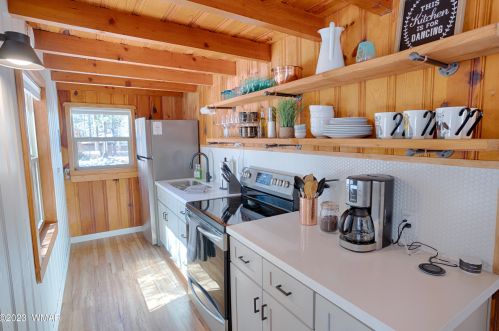 123 Sky Hi Dr, Pinetop AZ  85935-8802 exterior