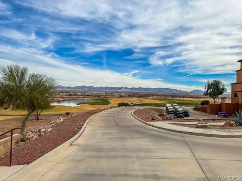 14 Torrey Pines Dr, Mohave Valley AZ  86440-8209 exterior