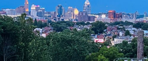 1253 Pike St, Covington KY  41011-2136 exterior