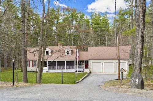 18 Shirley Rd, Townsend, MA 01469-1317