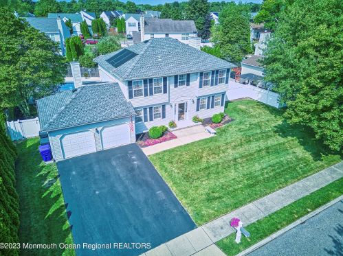 133 Canis Dr, Bricktown, NJ 08724-3966