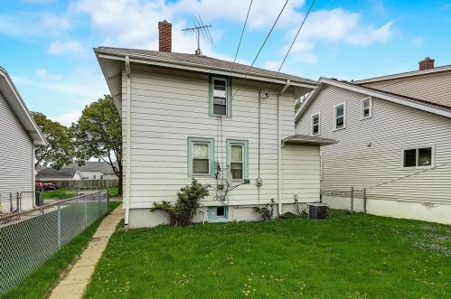 1239 48, Milwaukee WI 53208-2244 exterior