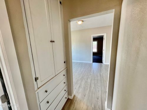 5640 8th St, Phoenix AZ 85022-1197 exterior