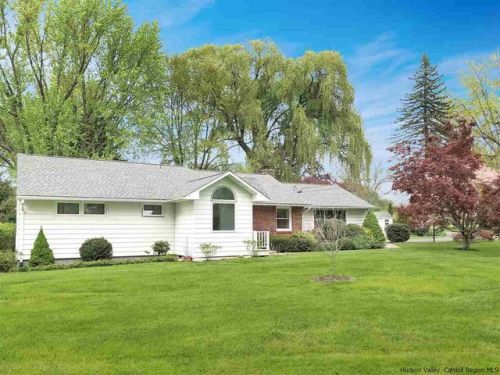 111 Laurel St, Hurley, NY 12443-5314