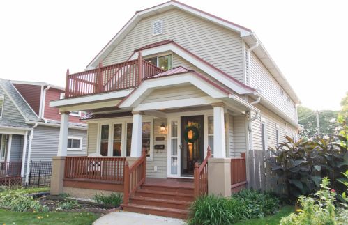 3141 Lenox St, Milwaukee WI  53207-2805 exterior