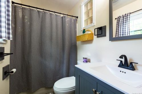 26 Beacham Rd, Rhinebeck NY  12572-3001 exterior