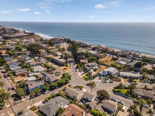 304 Sierra Ave, Solana Beach, CA 92075-1154