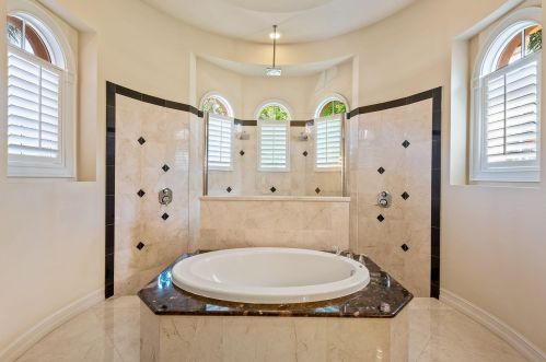 3828 Mahogany Bend Dr, Naples FL  34114-6425 exterior