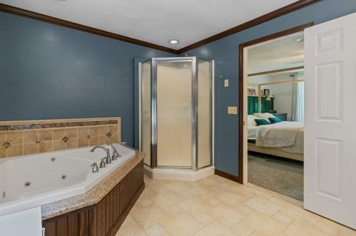 55 Linden Ln, West Greenwich RI  02817-2169 exterior