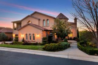 1853 Park Oak Dr, Roseville, CA 95661-4055