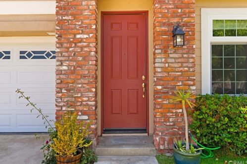 8504 Heatherview Ln, Orange, CA 92869-4509