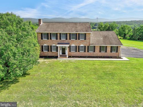 112 Sherby Ln, Shermansdale, PA 17090-8606
