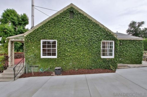 7574 Seneca Pl, La Mesa CA  91942-8837 exterior