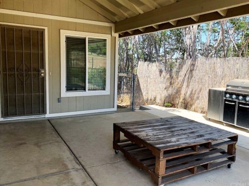 17420 Curtis Ave, Lake Elsinore, CA 92530-5854
